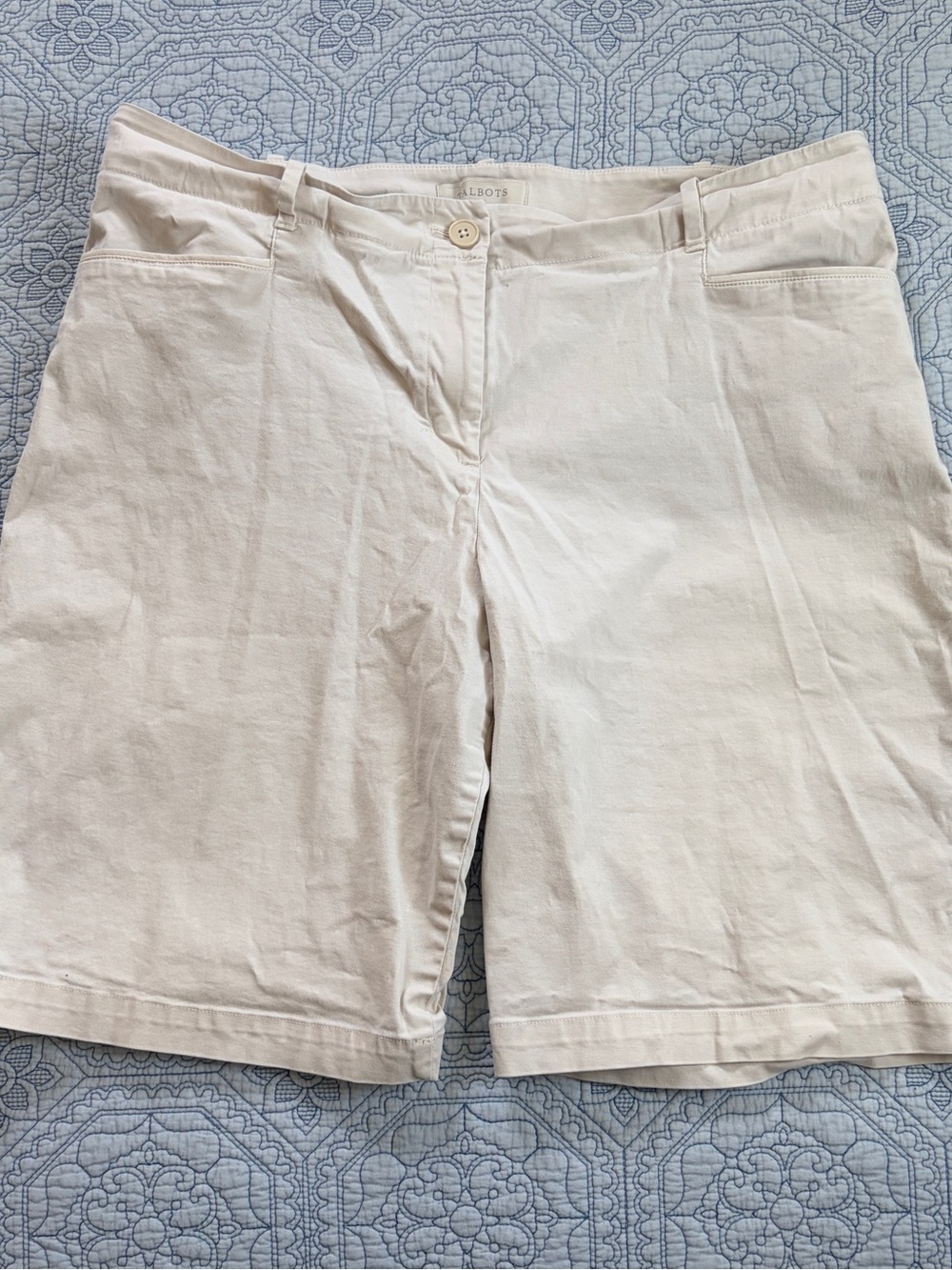 Talbots Women's Cream Bermuda Shorts